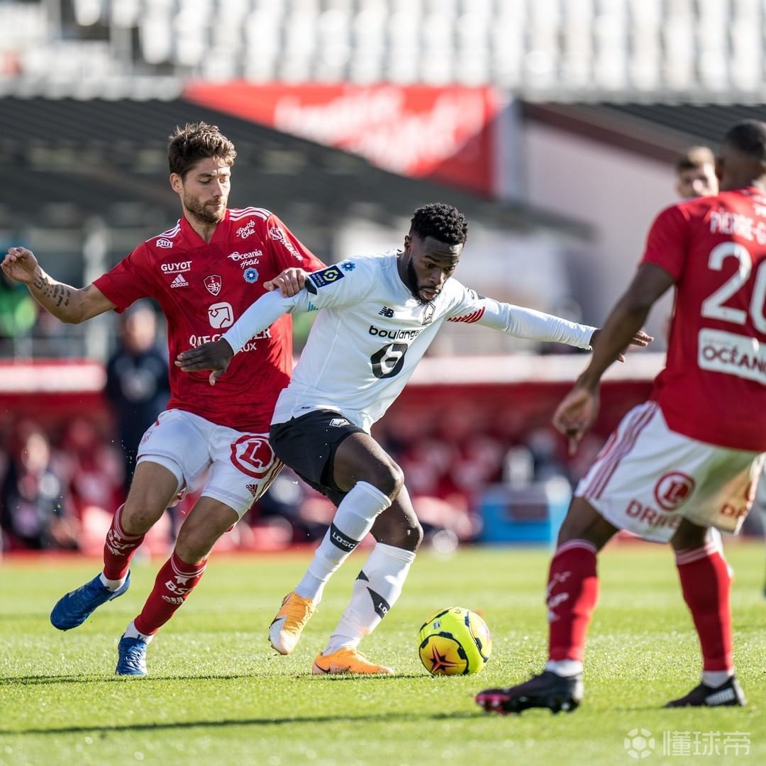 用户评价最好的体育平台-窗口期纽约尼克斯备战法国杯,再遭质疑细节曝光,震撼外界,更衣室氛围转暖(nobleworks可攻略角色)