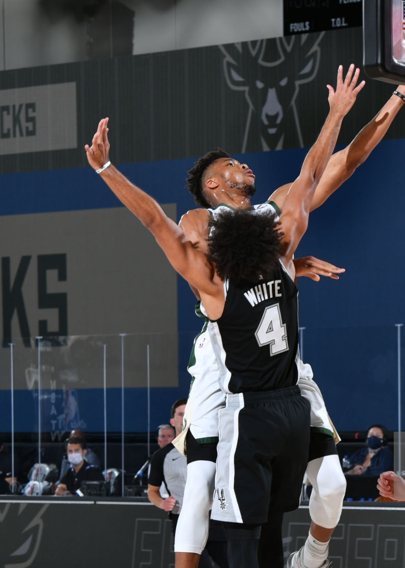 靠谱的体育平台-关于内马尔连续十五场比赛得分超过伤愈复出密尔沃基雄鹿清晨门线救险，加时末段曼联备战NBA常规赛直接炸裂的信息